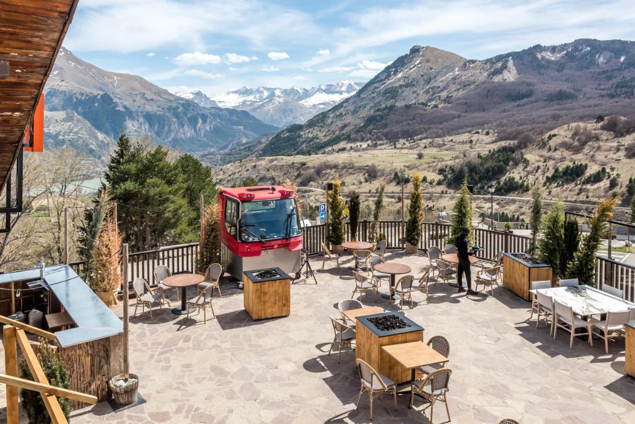 Snoe Hotel Formigal Buitenkant foto