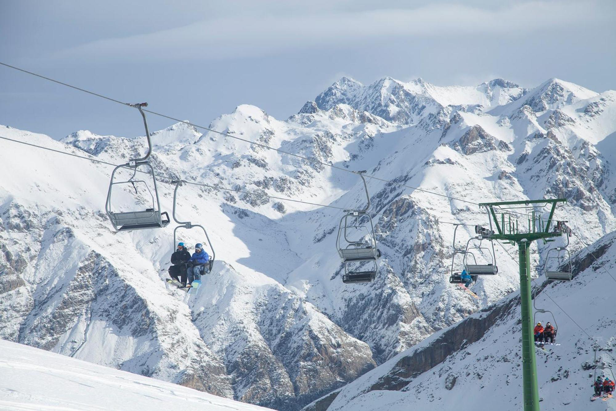 Snoe Hotel Formigal Buitenkant foto