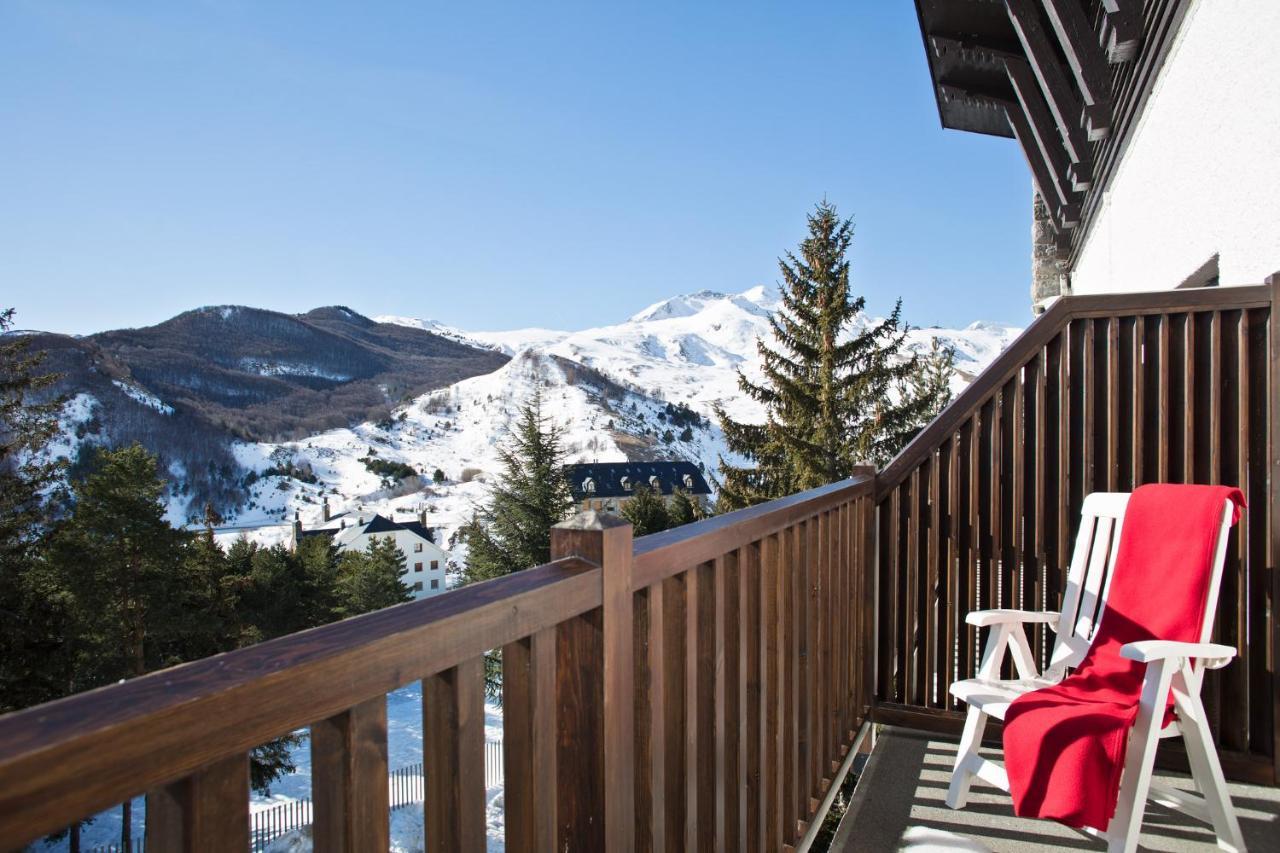 Snoe Hotel Formigal Buitenkant foto