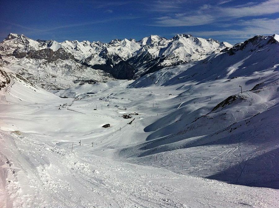 Snoe Hotel Formigal Buitenkant foto